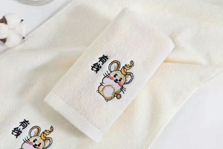 Yiwu Good products: Yizhixiu Towels 1034 Pure cotton Towel Gift Box, embroidered small face towels, Fashionable face towels Application Scenario