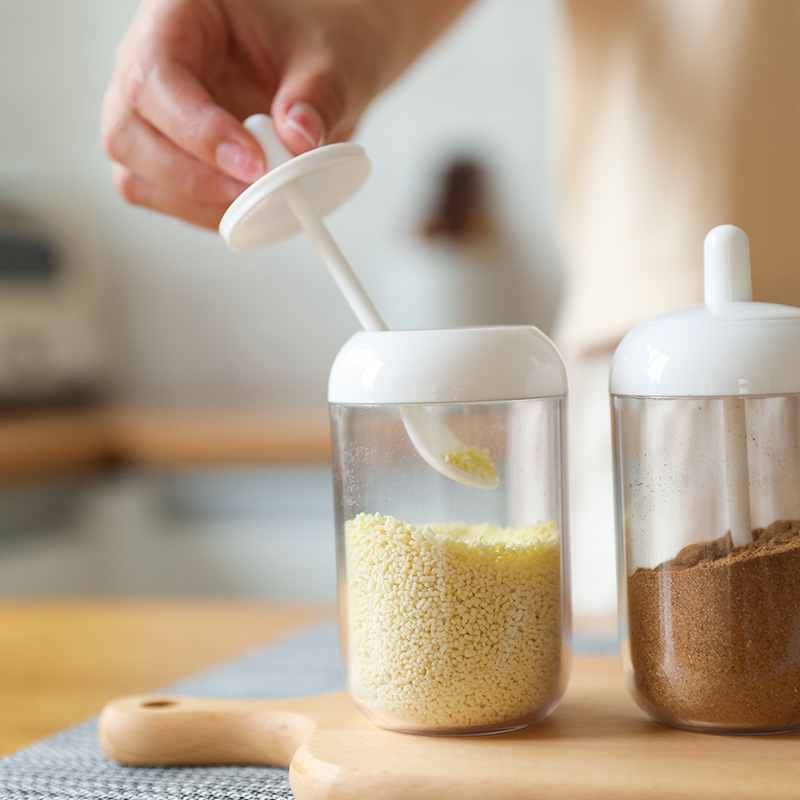 塑料调味罐 带勺日式调味盒厨房用品装佐料用瓶子勺盖一体调味瓶产品图