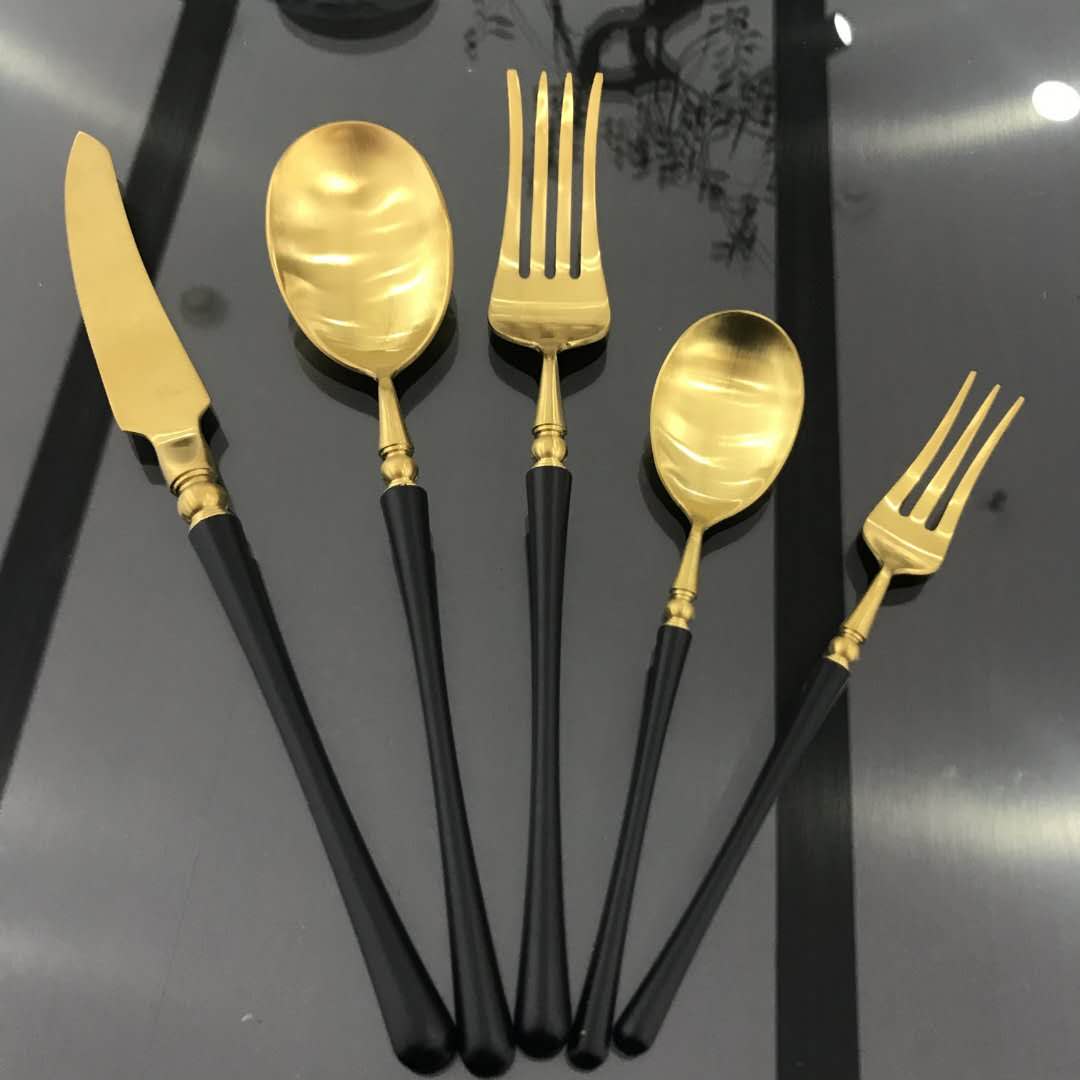 镀金餐具白底实物图