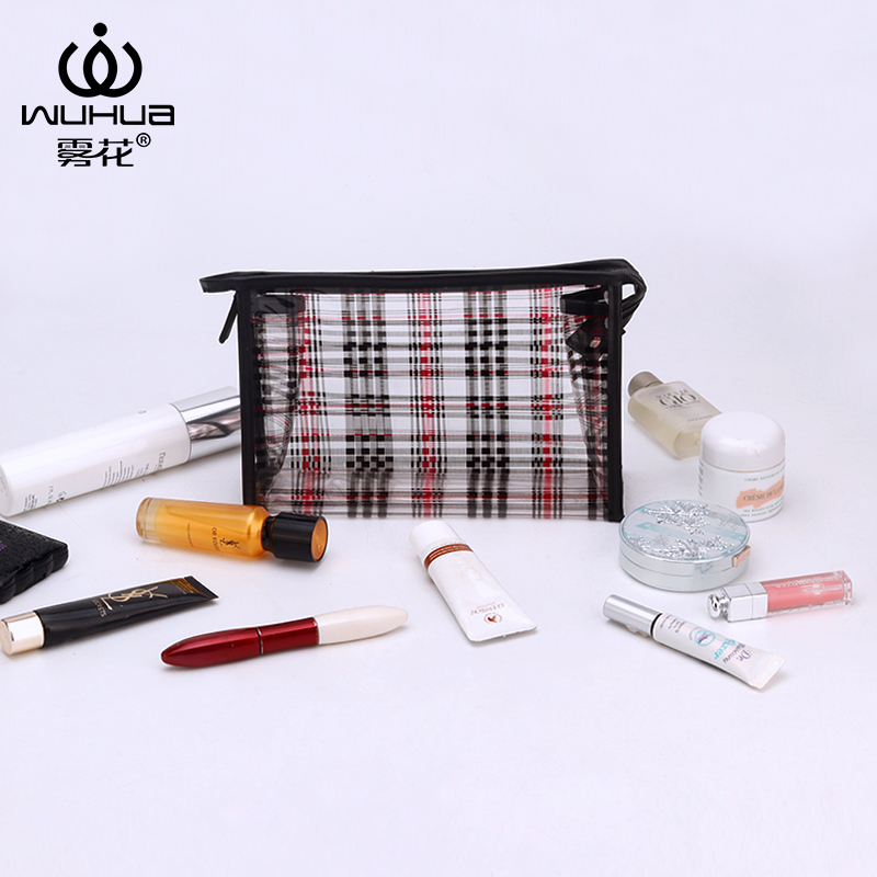 New transparent PVC web celebrity waterproof bag with plaid in hand ladies creative bag for washing