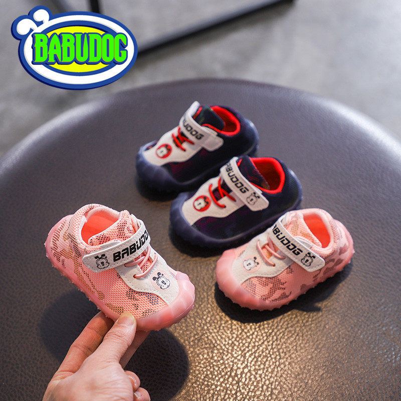 BABUDG's new children's shoes jelly soft soles for men and women baby flying walking shoes 2020 Spring and Autumn Children's shoes manufacturer