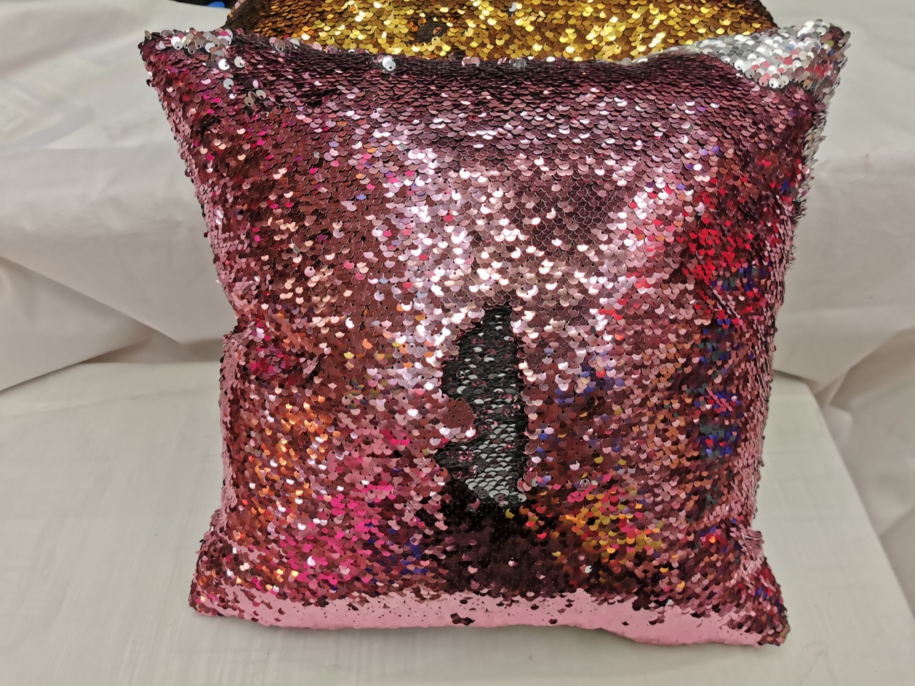 双面亮片抱枕 抱枕套 亮片靠垫 靠垫套 床上用品 日用百货 喜庆枕细节图