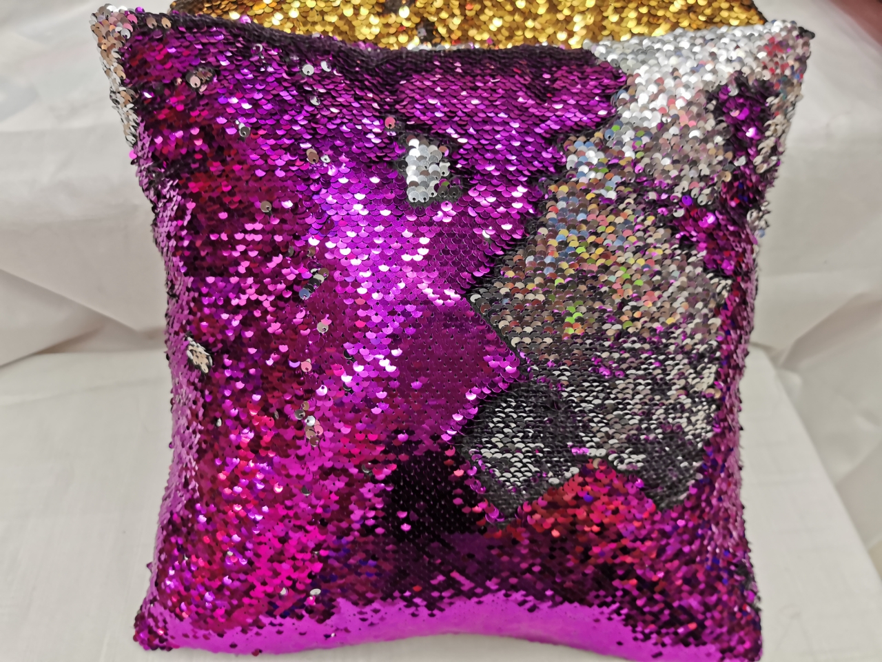 双面亮片抱枕 抱枕套 亮片靠垫 靠垫套 床上用品 日用百货 喜庆枕产品图