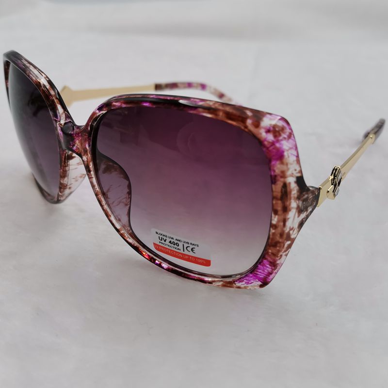 Wholesale of new sunglasses, large-framed European and American women's sunglasses, fashionable and trendy, sunshade and UV-protective driving glasses details Picture