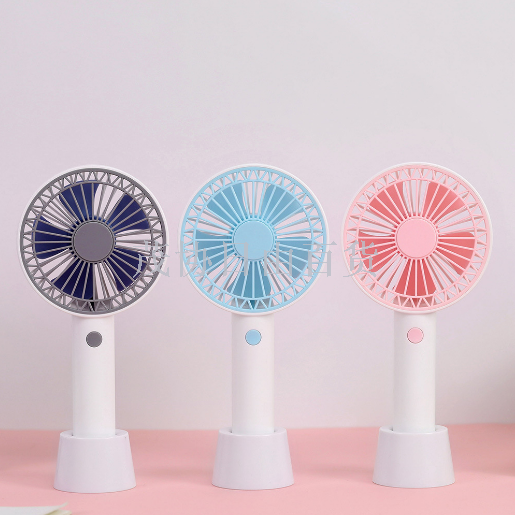 新款迷你手持桌面静音支架usb充电小风扇？