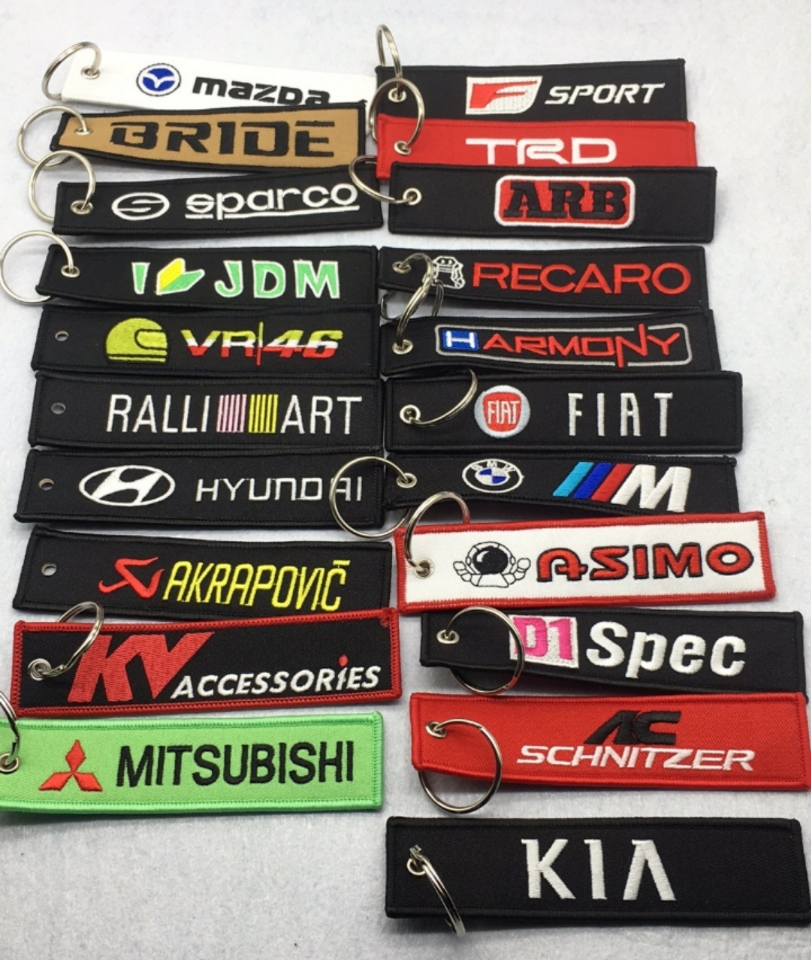 High-end premium items for cars, motorcycles, racing cars, aviation luggage tags, double-sided embroidered lockstitch keychains and pendants Item Picture