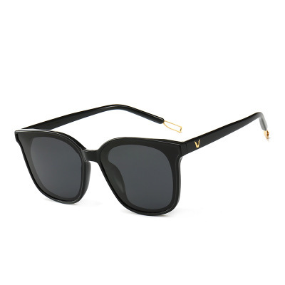 Korean star sunglasses six bears: The legend of the blue sea, men's and women's street style sunglasses, black to make the face slimmer, Instagram Item Picture