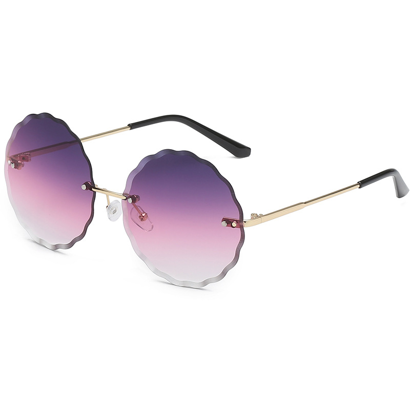 Polygonal cut edge metal frameless tinted flower sunglasses, women's ocean tinted UV protection new sunglasses Application Scenario