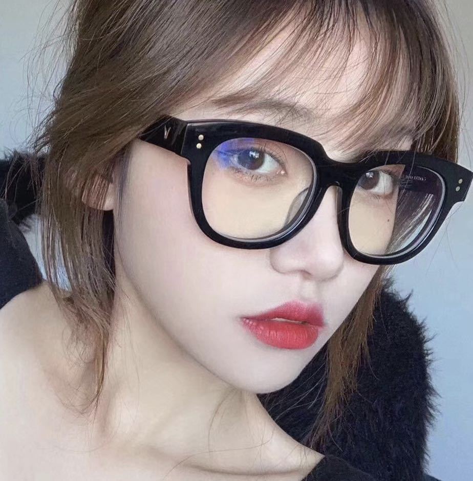 GM2019 Black-framed Sydney same style glasses UNAC large-framed slimming and face-smoothing trendy flat glasses for both men and women