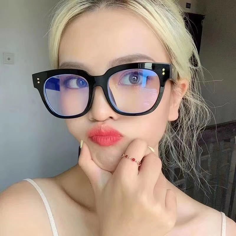 GM2019 Black-framed Sydney same style glasses UNAC large-framed slimming and face-smoothing trendy flat glasses for both men and women details Picture
