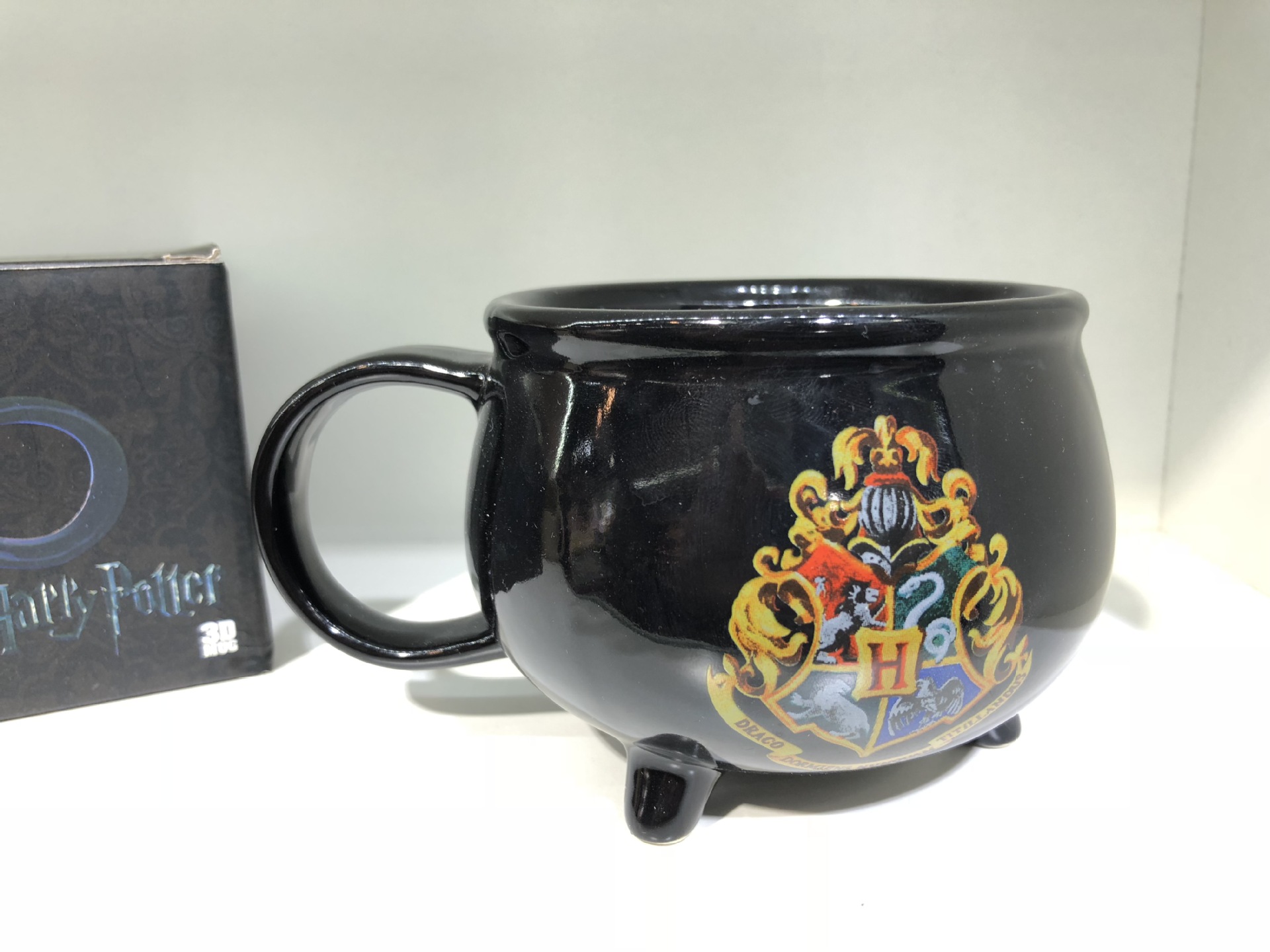Yiwu good Harry Potter tripod cup creative modeling water cup ceramic cup mug handle cup Specification drawing
