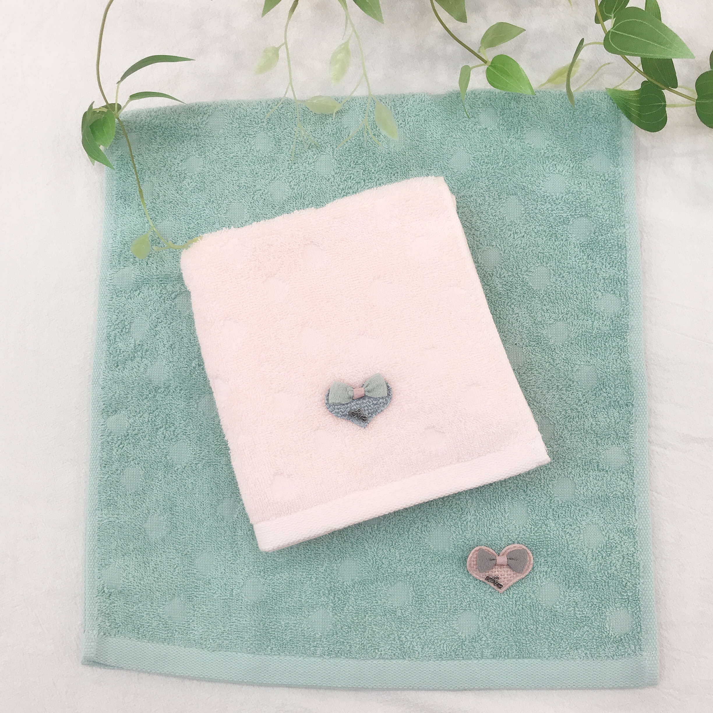 Yiwu quality towel brand: Soft towels, hanging towels, 1307 Item Picture