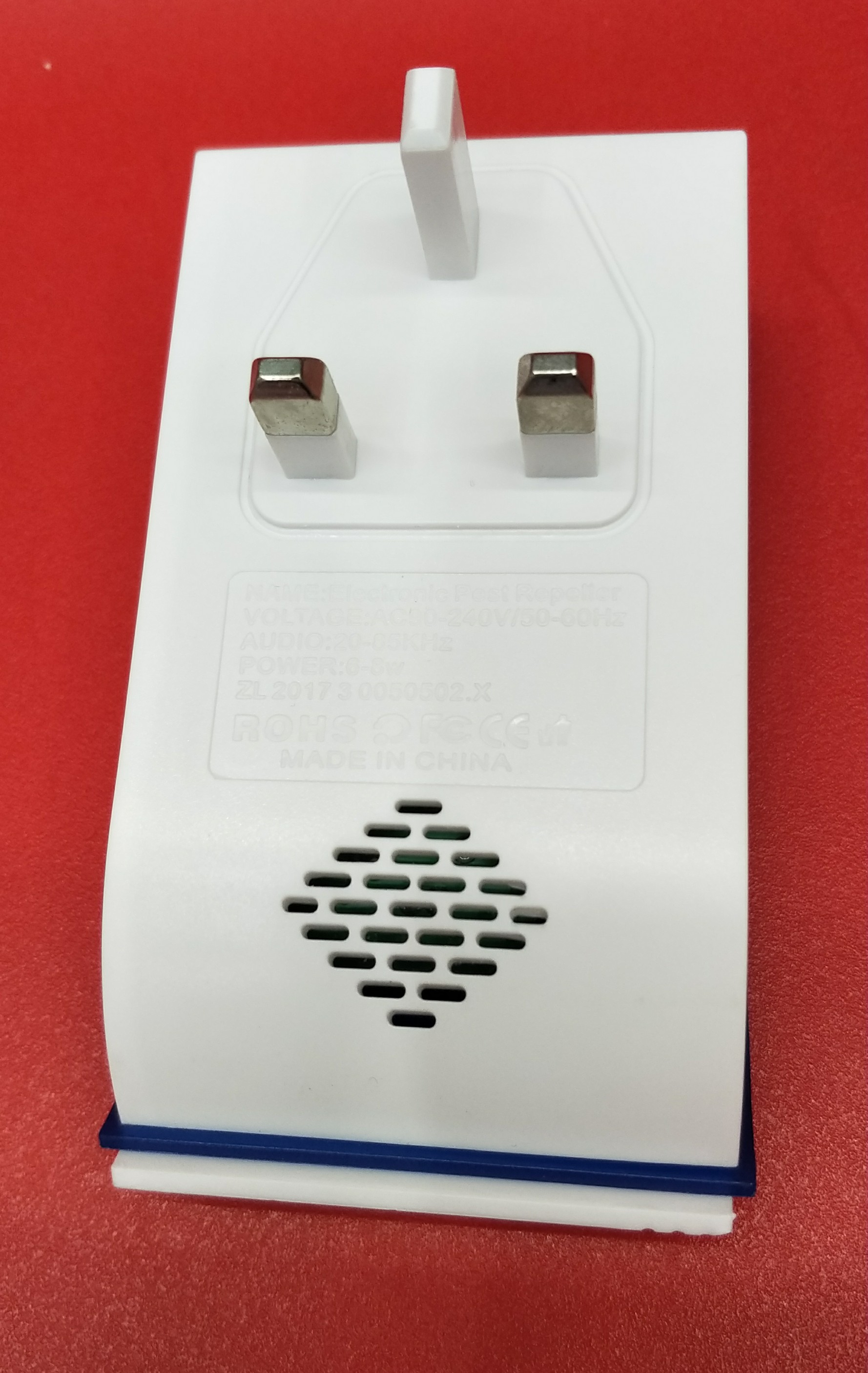 驱虫器驱蚊器驱鼠器驱蟑螂器产品图