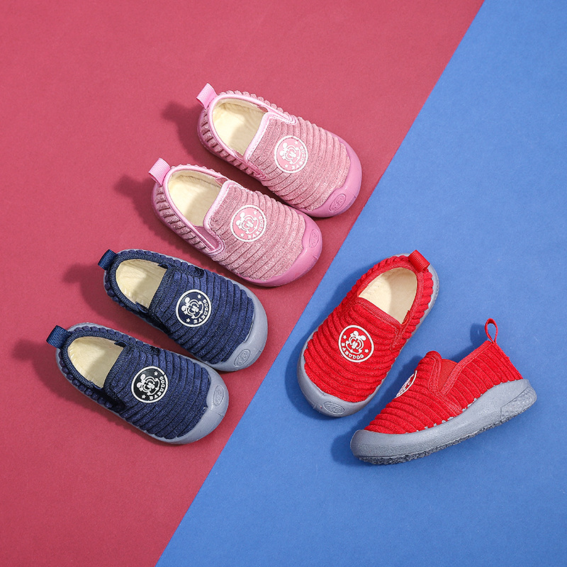 The new baby toddler cotton shoes with soft soles for infants and children shoes with fleece thickened thermal shoes for men and women are directly sold by the manufacturer thumbnail