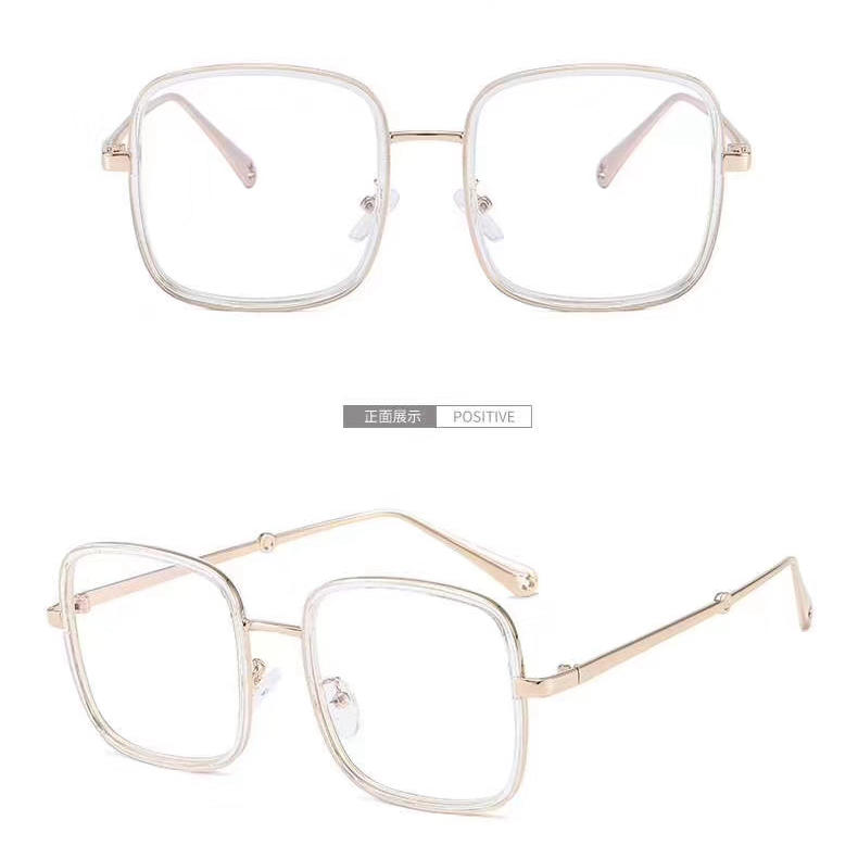Recommended on Xiaohongshu for the 2020 new popular flat light glasses. Trendy Korean-style myopia glasses with large frames for slimming Application Scenario