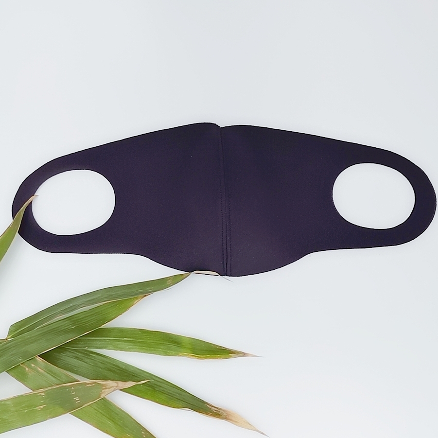 明星同款，防水口罩白底实物图