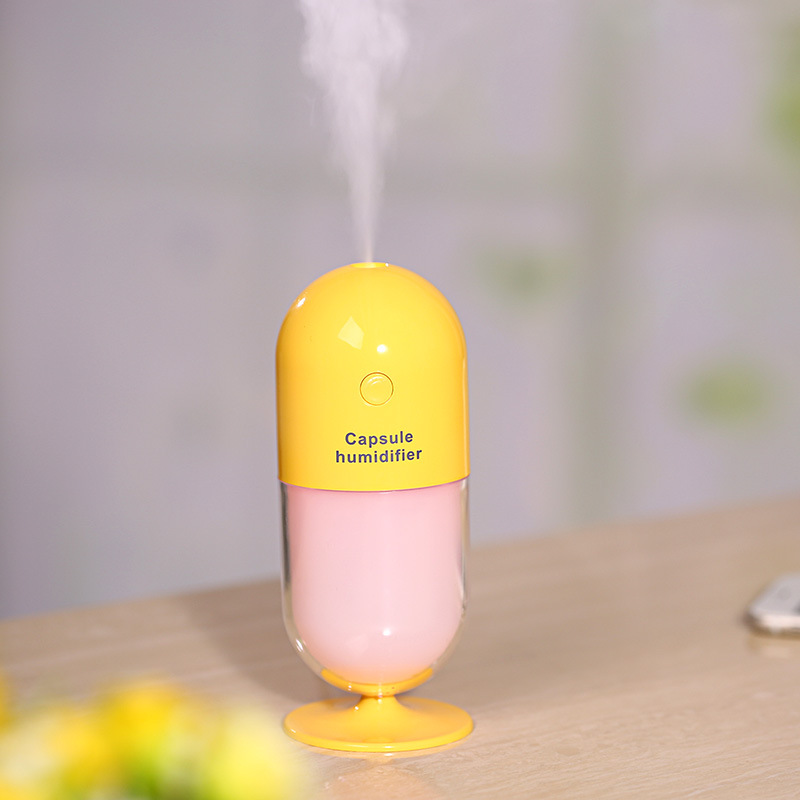 Creative car capsule humidifier colorful night light mini office usb air purifier water replenisher Application Scenario