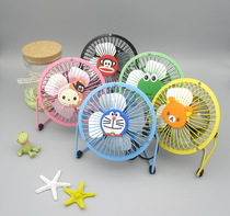 Manufacturers direct hot style 4-inch USB mini fan, tie yi cartoon desktop fan, creative mute, safe and portable for students