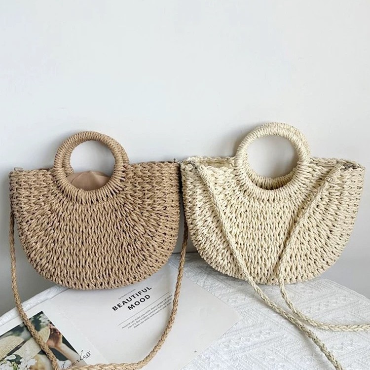 Cross-Border Straw Weaving Bag, Bohemian Shell Moon Bag, Hand-Woven Eco-Friendly Shoulder Strap, Elegant Goddess, Versatile Mobile Phone Makeup Bag, Hand-Woven Straw Weaving Bag Application Scenario