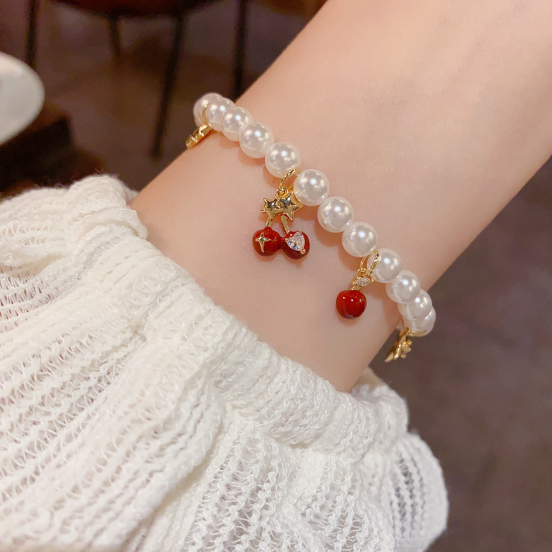Europa y américa cross-border personalidad moda suave y versátil estrella de montaña rojo cereza perla pulsera temperamento dulce y fresco decoración de la mano Specification image