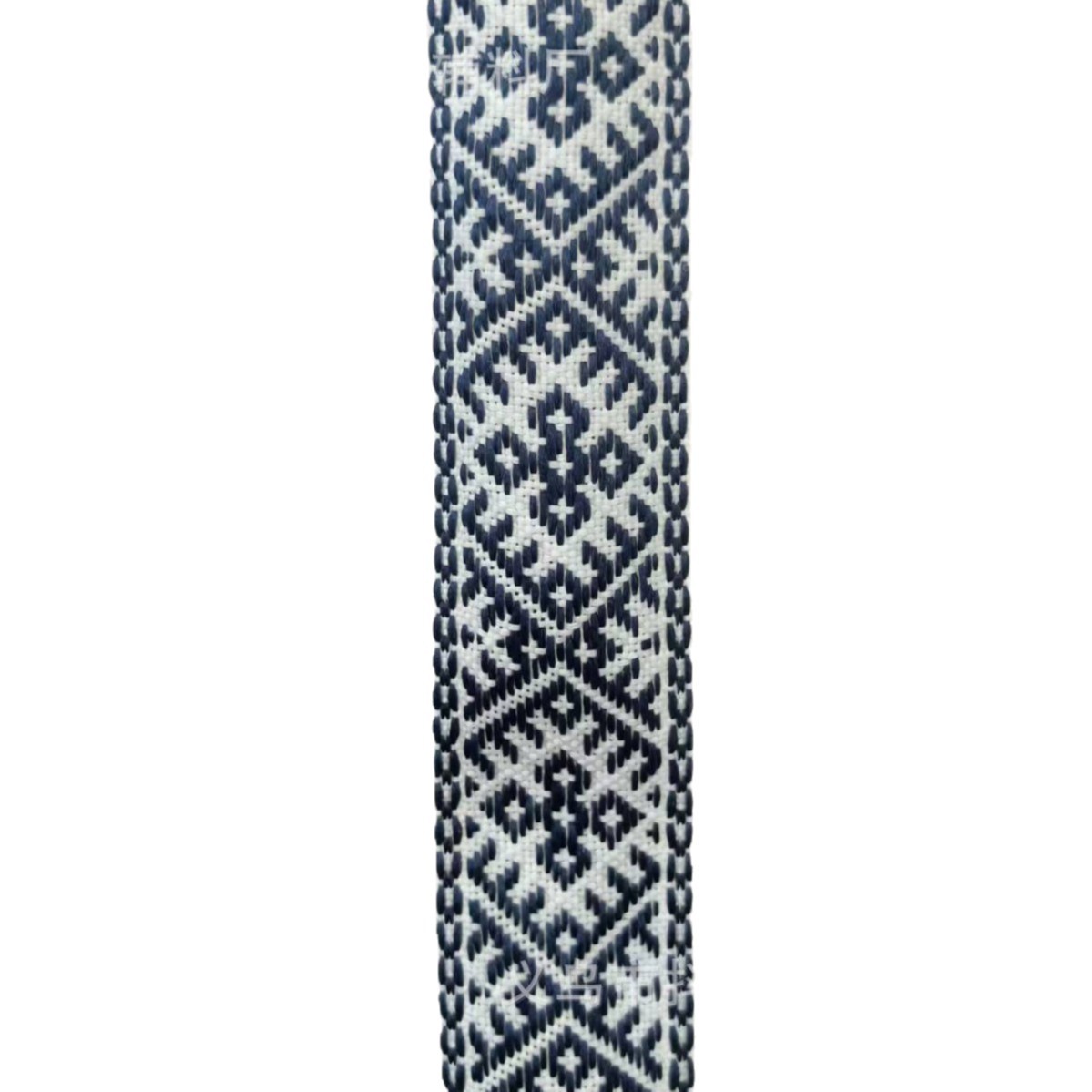 3-2 ج م) التطريز الوطني بعروض من أغلفة الملابس Item Picture