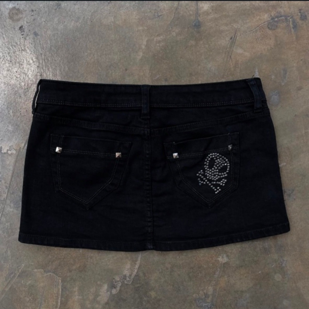 Summer new denim American-style washed retro slimming hot girl style Instagram skull scalded diamond skirt details Picture