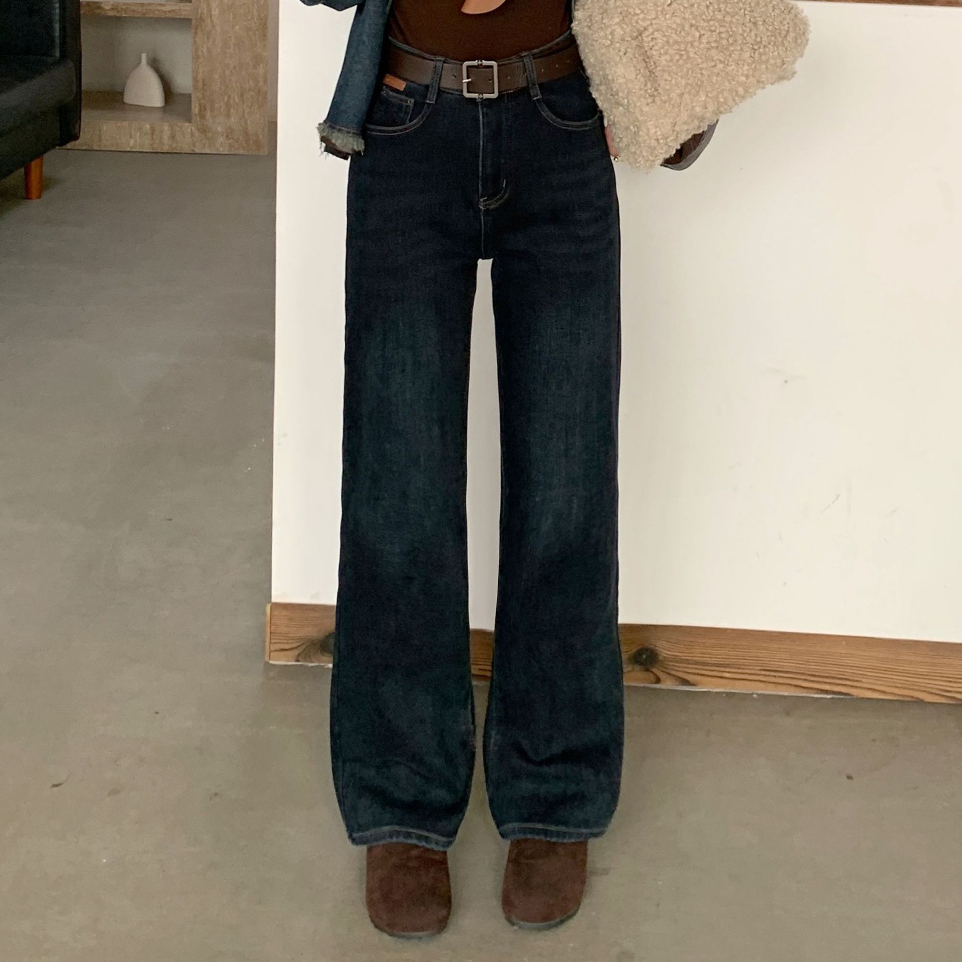 Winter 25 new casual and versatile straight-leg, deep blue washed high-waisted wide-leg fleece jeans for women, 22690 Item Picture