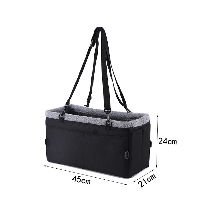 Rongka Pet Cross-border Car Center console front car Bag, simple solid color lambskin pet bag, safe and portable for going out, cat and dog bed Application Scenario