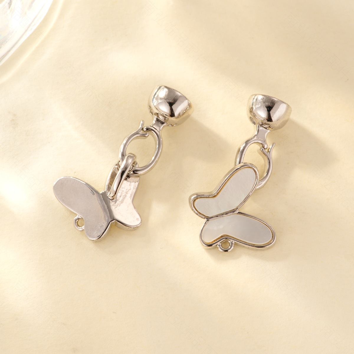 White shell butterfly necklace clasp, copper-plated with real gold, high color retention and high-end feel, DIY jewelry necklace clasp Specification image