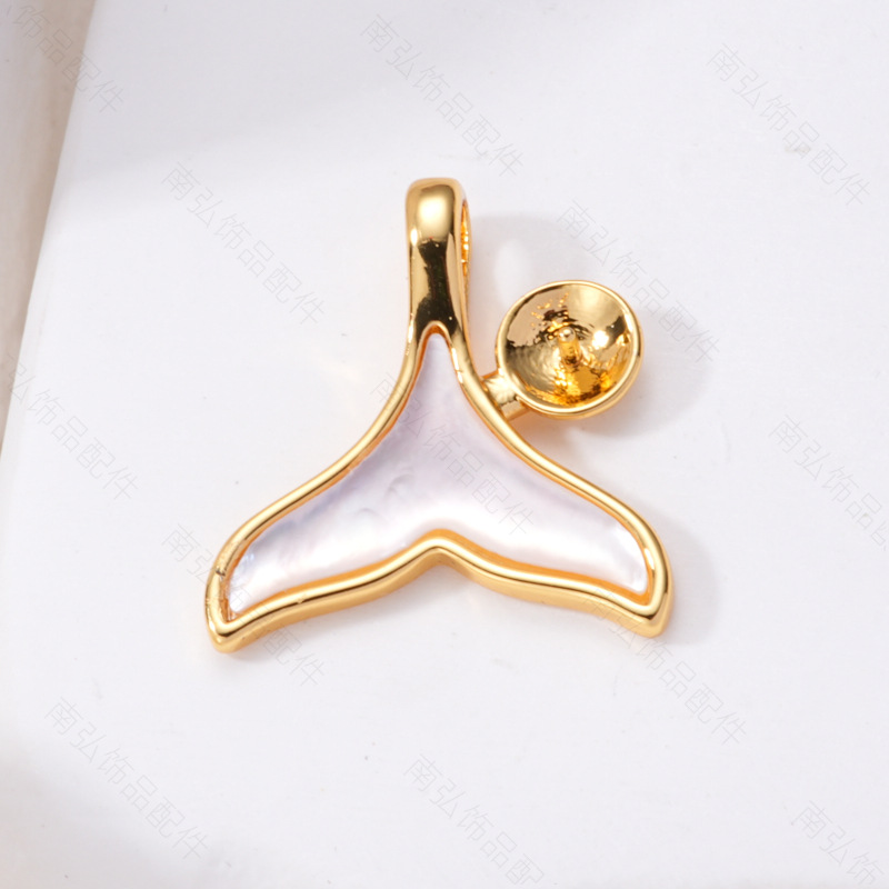 Pearl ring, earneedle pendant, micro-inlaid three-piece set, hollow setting, beauty fish tail, oil-dripping, crushed shell, retro DIY, light luxury Application Scenario
