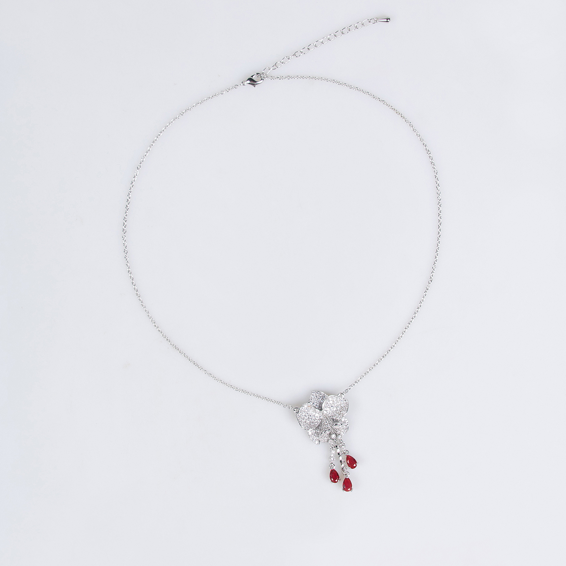 Cross-border light luxury high-end tassel long stud necklace, flower niche design high-end diamond-encrusted zircon earrings Item Picture