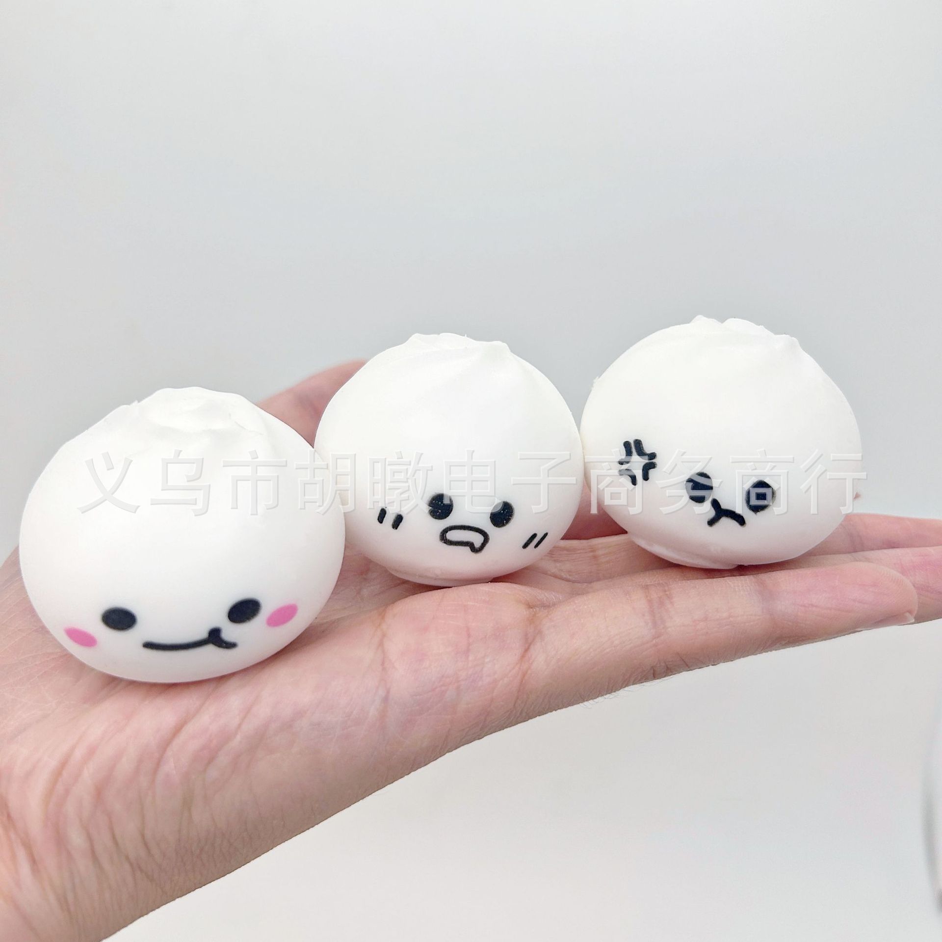 New simulation stress-relieving flour mini expression xiaolongbao, cute slow rebound stress-relieving toy, student small gift Application Scenario
