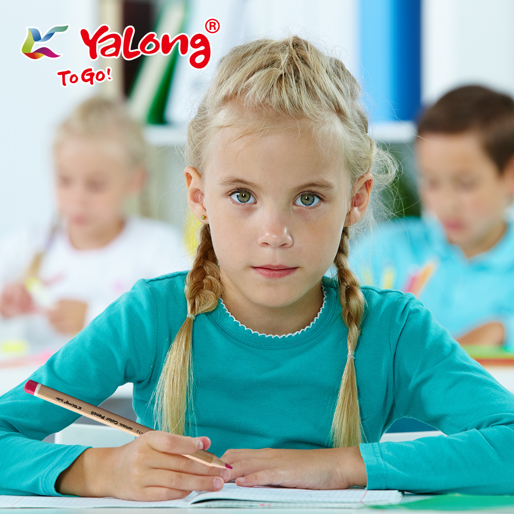 Yalong Solid Wood Colored Pencils, natural wood hexagonal large set design, colored pencils, children's drawing lead Application Scenario