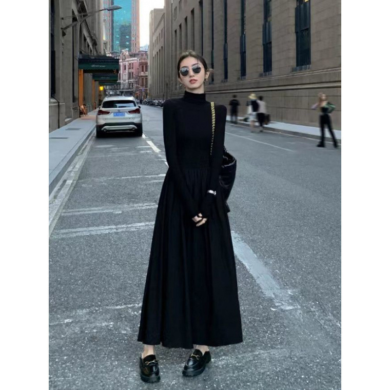 This high-end Hepburn stylish dress is a new Korean style for women in the autumn of 2024. It looks slimming with a knee-length base layer and a long skirt underneath Specification image