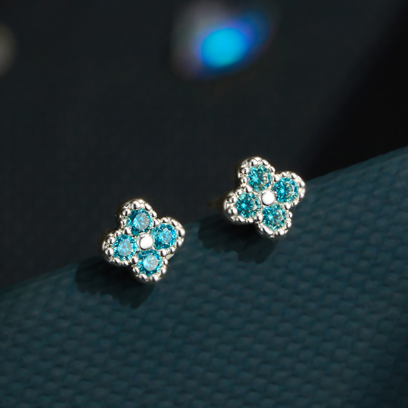 Summer's new light sea blue mini four-leaf clover stud earrings are small and versatile. Copper alloy with zirconium inlay s925 silver needle women's earrings Application Scenario