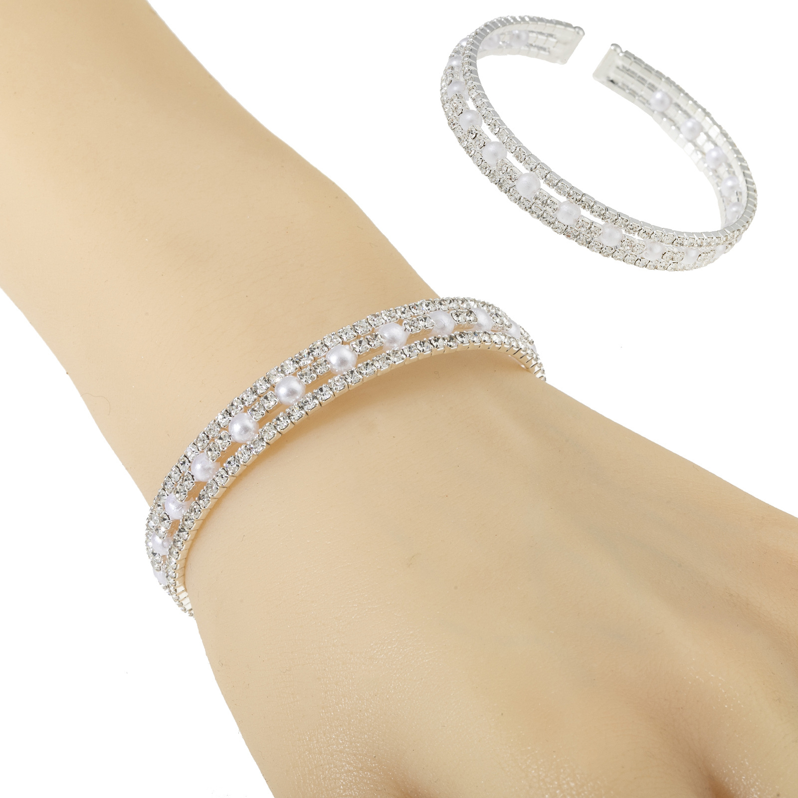 This new cross-border European and American product features a 3-row water diamond pearl elastic bracelet, which is fashionable and elegant for women. It is a diamond-encrusted jewelry for brides' weddings details Picture