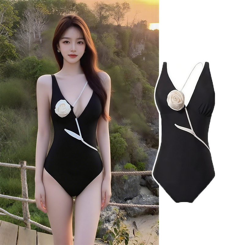 2025泳衣女连体法式v领遮肉显瘦手工立体玫瑰花海边度假温泉泳装-125087