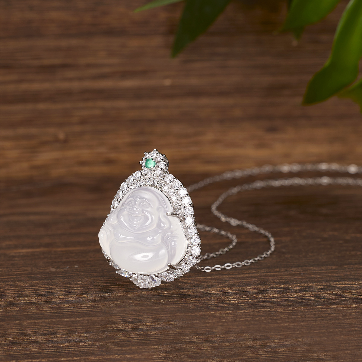 New Chinese-style chalcedony large-bellied Buddha pendant necklace, ethnic style high ice chalcedony Buddha neck pendant details Picture