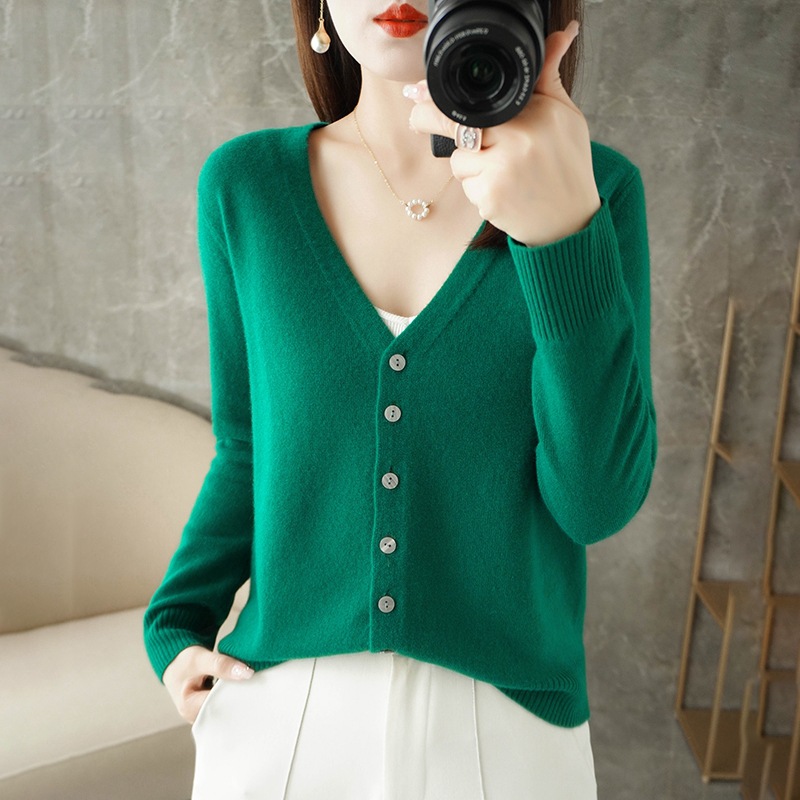 Knitted cardigan for women, spring knitted coat, long-sleeved sweater, cardigan, large-sized autumn coat, cross-border sweater coat for women Application Scenario