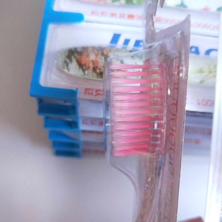 Printed toothbrushes, crystal printed toothbrushes, soft bristle toothbrushes: 2 yuan wholesale, 1 yuan per piece wholesale Application Scenario