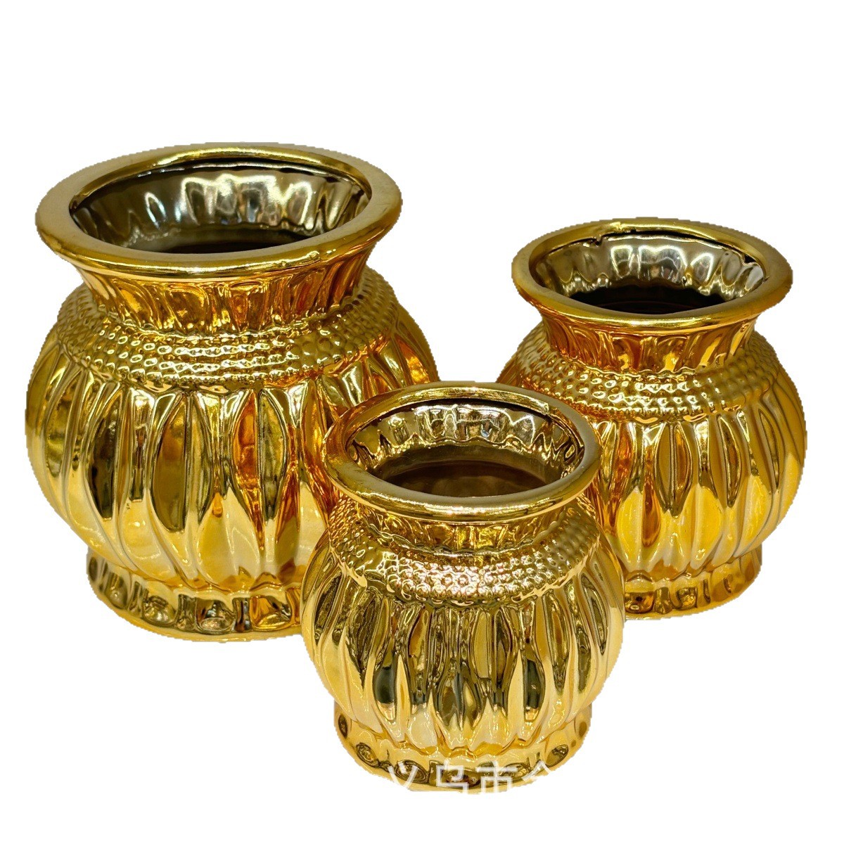 فقاعة من ثلاث قطع من علب الخزف المصنوعة من الذهب المغلف بالكامل، والتي تحتوي على الزهور Item Picture