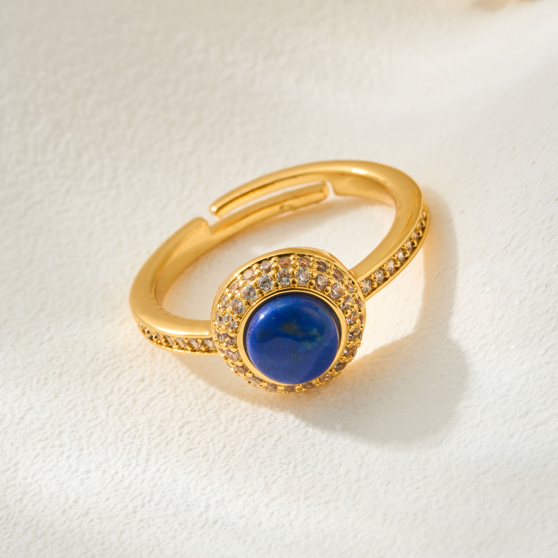 Original high-end natural stone open ring, copper alloy real gold electroplated with zirconium lapis lazuli and south red stone ring Application Scenario