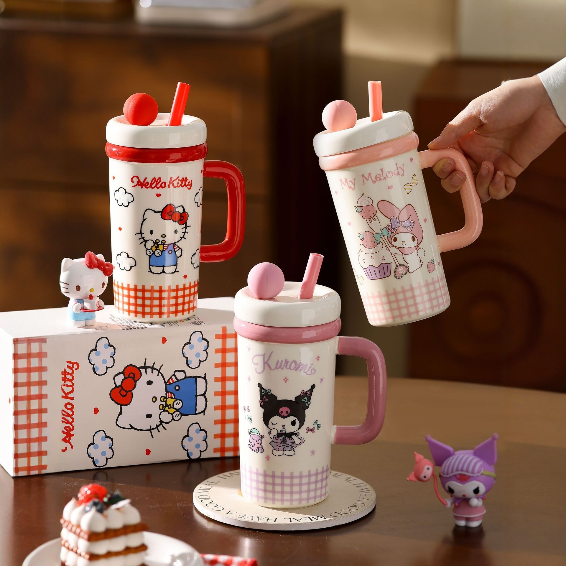Sanrio Coolomi Ice Cup, large-capacity ceramic mugs for both boys and girls, high appearance level children's water cup gift Specification image