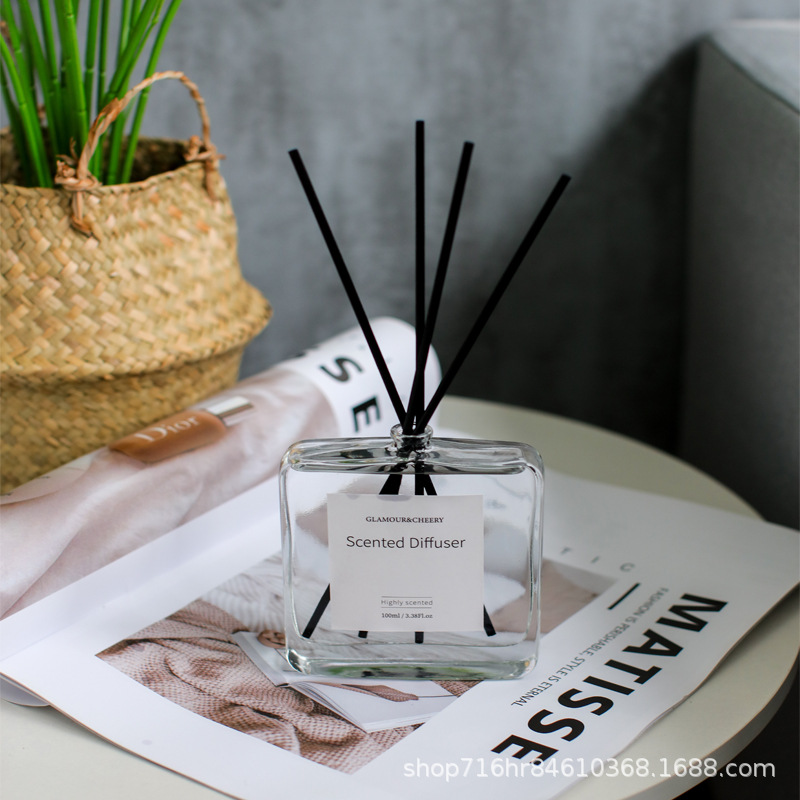 Hotel flameless rattan aromatherapy Home indoor bathroom Air freshener Lasting Fragrance Gift 100ml Application Scenario