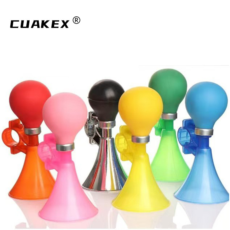 Wholesale bicycles, children's bikes, air horns, colorful mini air horns, children's bike decorations, hand-pressed horns Application Scenario
