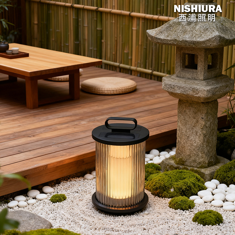 Cross-border ODM simple solar outdoor garden lamp, waterproof home garden villa decoration, wabi-sabi style lawn lamp Application Scenario