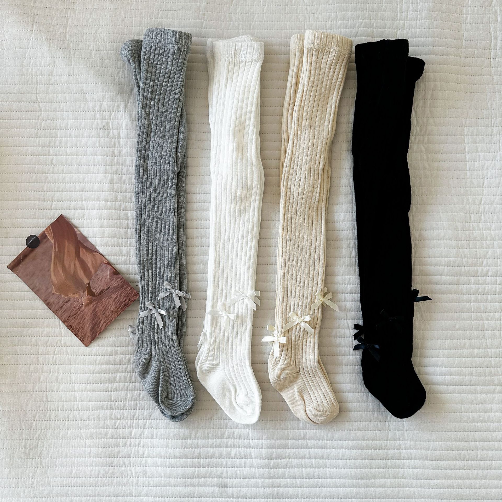Weimu Children's Clothing Girls' Pantyhose 2025 Spring New Style Children's Stylish Bow Socks Baby Girls' leggings