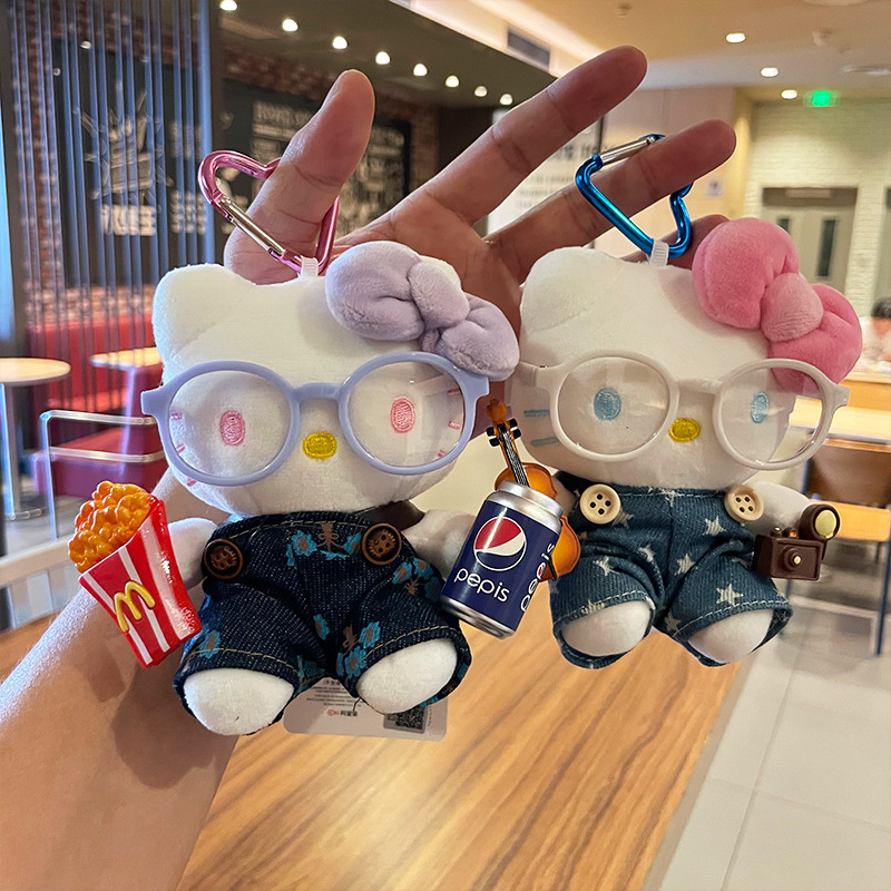 Authentic Kitty cat doll bag pendant decoration cartoon cute kt keychain hellokitty small pendant Application Scenario