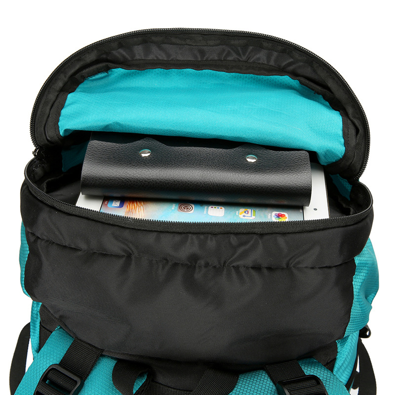 Yitu Outdoor Hiking Bag, Cycling Bag, Cross-border Hiking Bag, Men's Outdoor Sports Hiking Backpack, Large Capacity Cycling Backpack Application Scenario