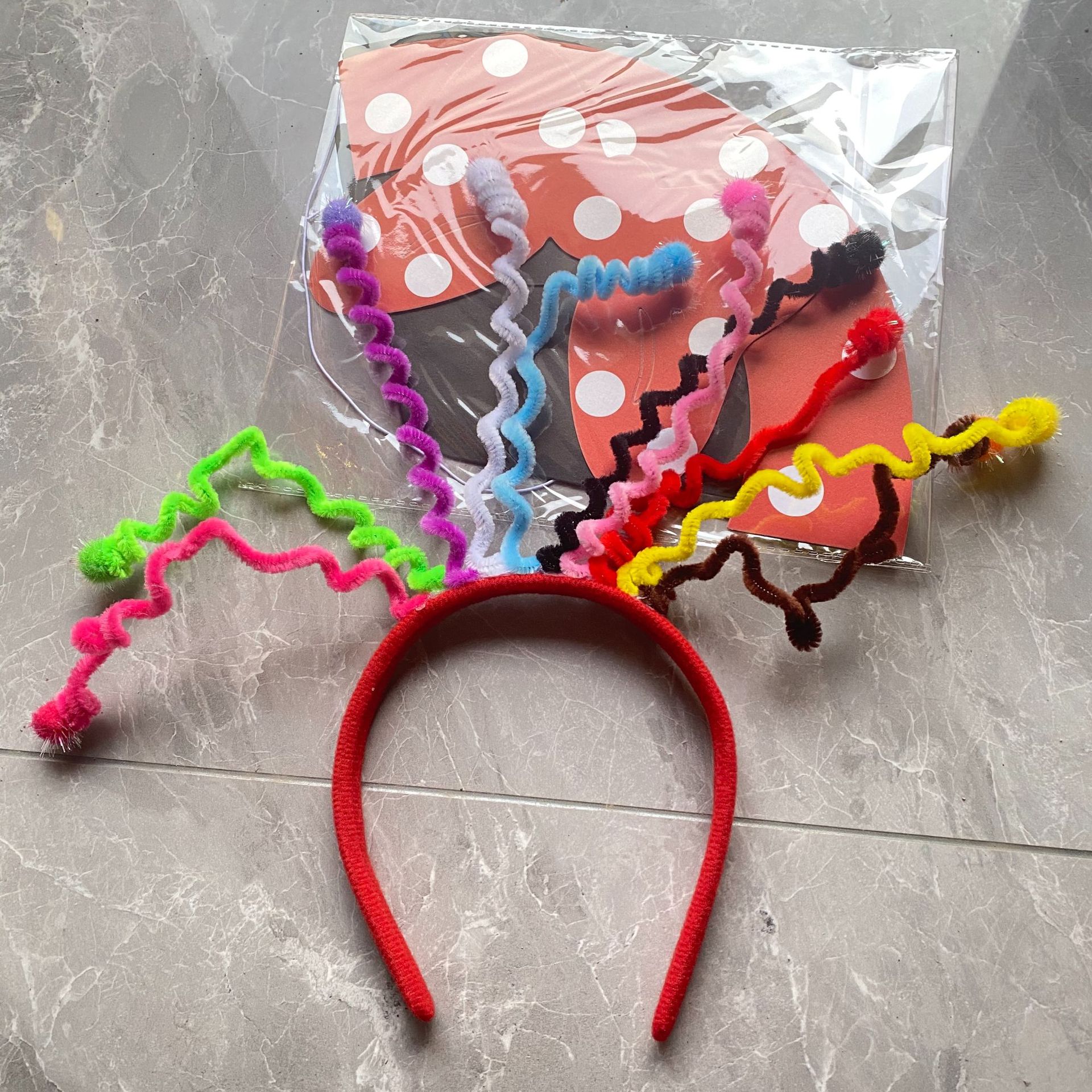 A funny birthday party headband, photo prop and souvenir with the same InS-style curly spring as a South Korean blogger Application Scenario